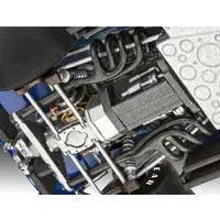 1/32 Scale Model Kit - Vehicle