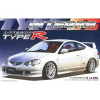 1/24 Scale Model Kit - Honda / Honda Integra Type R