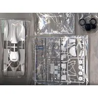 1/24 SCALE TOYOTA GT-One TS020 Model Kit