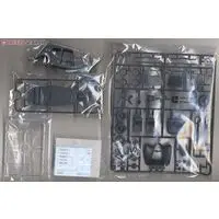 1/35 SCALE CITROEN TRACTION 11CV STAFF CAR Model Kit