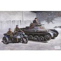1/35 Scale Model Kit - Tank