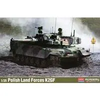 1/35 Scale Model Kit - Tank