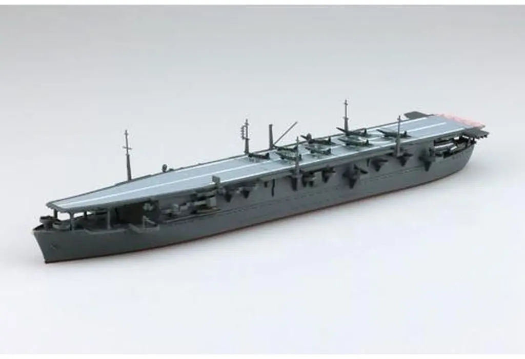 1/700 JAPANESE NAVY AIR CRAFT CARRIER UNYO Model Kit