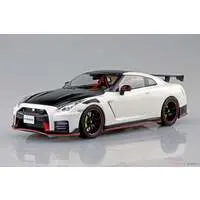 1/24 Scale Model Kit - NISSAN / SKYLINE