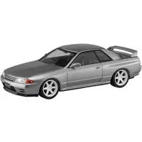 1/32 Scale Model Kit - NISSAN / SKYLINE