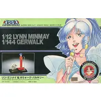 1/144 Scale Model Kit - Super Dimension Fortress Macross / Lynn Minmay