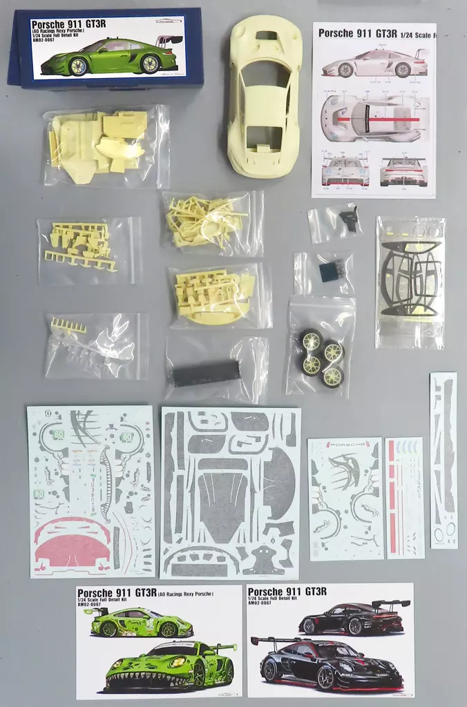 1/24 Scale Model Kit - Vehicle