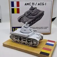 1/72 Scale Model Kit - Renault