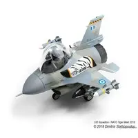 Plastic Model Kit - Fighter aircraft model kits / F-16 Fighting Falcon