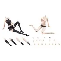 Tiny Closet - MEGAMI DEVICE / Koyomi Takanashi