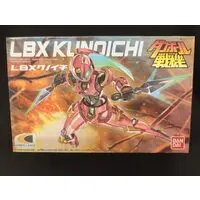Plastic Model Kit - Danball Senki / LBX Kunoichi