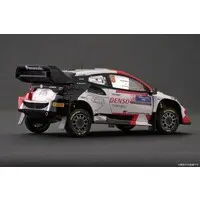 1/24 Scale Model Kit - Vehicle