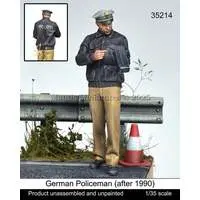 1/35 Scale Model Kit - People/Animals