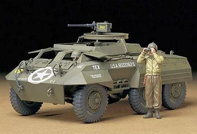 1/35 SCALE U. S. M20 ARMORED UTILITY CAR Model Kit