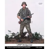 1/35 Scale Model Kit - People/Animals