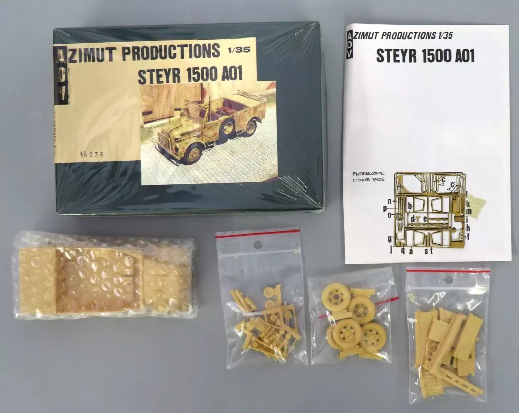 1/35 Scale Model Kit - Vehicle