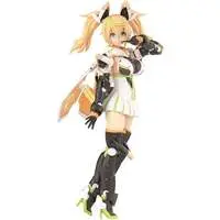 Phantasy Star Online 2 es - GRANDE SCALE Gene Stellainnocent Version Model Kit