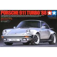 1/24 SCALE PORSCHE 911 TURBO '88 Model Kit