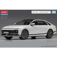 1/24 Scale Model Kit - Hyundai
