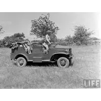 1/72 Scale Model Kit - Tank