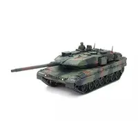 1/48 Scale Model Kit - TAMIYA Military Miniature Series / Leopard 2