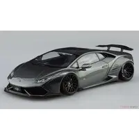1/24 Scale Model Kit - Lamborghini