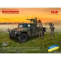 1/35 Scale Model Kit - Vehicle