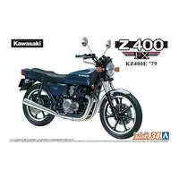 1/12 KAWASAKI KZ400E Z400FX '79 Model Kit