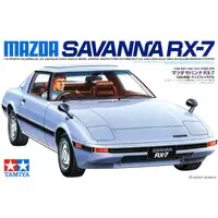 1/24 Scale Model Kit - Mazda / Mazda Savanna