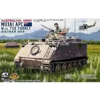 1/35 Scale Model Kit - Tank