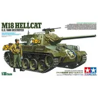 1/35 SCALE U.S. TANK DESTROYER M18 HELLCAT Model Kit