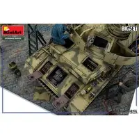 1/35 Scale Model Kit - Tank