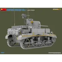 1/35 Scale Model Kit - Tank