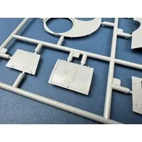 1/35 Scale Model Kit - Tank