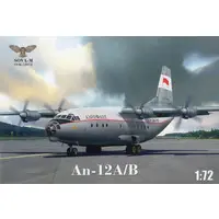 1/72 Scale Model Kit (1/72 An-12A/B ターボプロップ輸送機 [SVM72072])