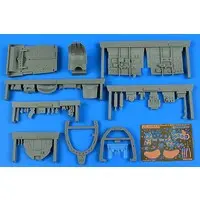 1/32 Scale Model Kit (マッキ C.205V セリエIII コックピット (イタレリ用) (プラモデル))