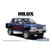 1/24 TOYOTA LN107 HILUX PICK UP DOUBLE CAB 4WD '94 Model Kit