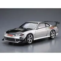 1/24 Scale Model Kit - NISSAN