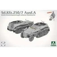 1/35 Scale Model Kit - Half-track / Sd.Kfz. 2 Kettenkrad