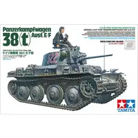 1/35 SCALE GERMAN LIGHT TANK PANZERKAMPFWAGEN 38(t) Ausf.E/F Model Kit