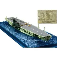 1/700 Scale Model Kit - Warship plastic model kit / Japanese aircraft carrier Shinano