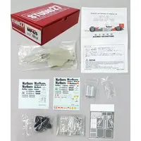 Resin cast kit - Vehicle / Mclaren MP4/5
