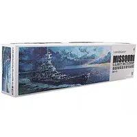 1/350 Scale Model Kit - Warship plastic model kit / USS Missouri