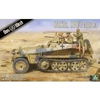 Plastic Model Kit - Half-track / Armoured personnel carrier & Sd.Kfz. 2 Kettenkrad