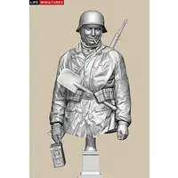 Resin cast kit - Waffen-SS