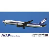 1/200 Scale Model Kit - Airliner / Boeing 767-300