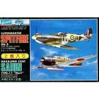 1/144 Scale Model Kit - Reconnaissance aircraft