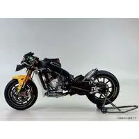 Plastic Model Kit - YAMAHA
