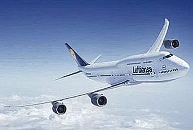 1/144 Scale Model Kit - Airliner