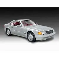 1/24 Scale Model Kit - Mercedes-Benz